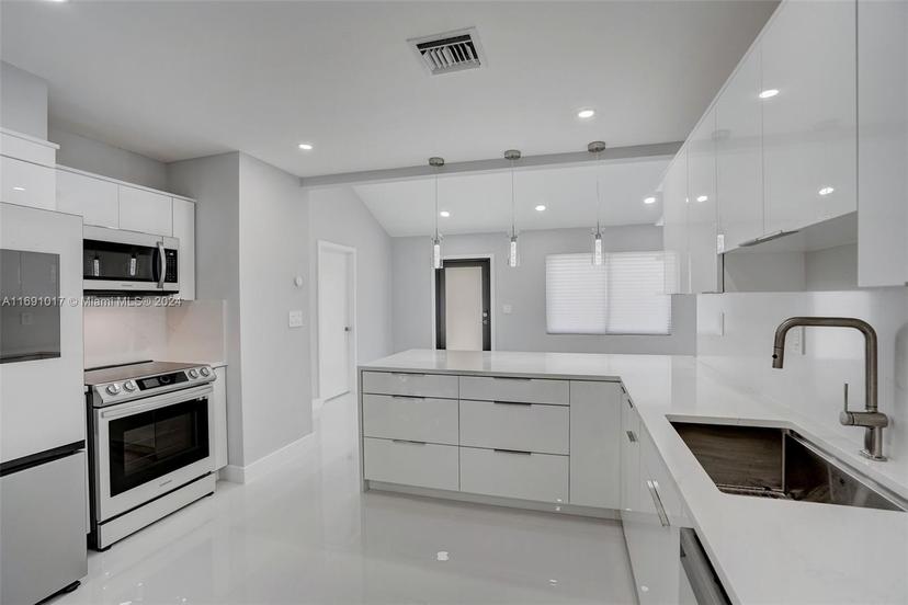 Picture of 4212 NW 3Rd Ave, Miami FL 33127