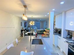 Picture of 4701 Martinique Dr # M2, Coconut Creek, FL 33066