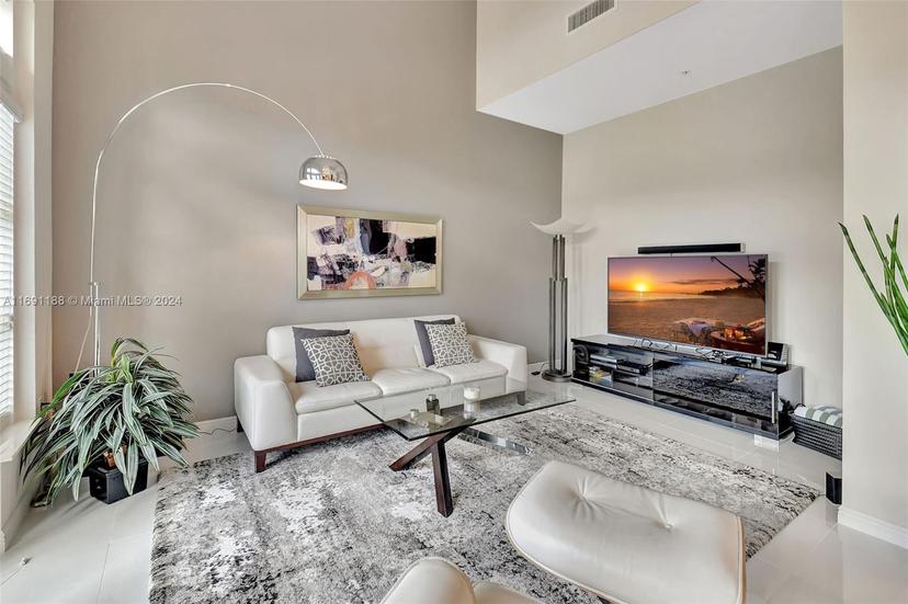 Picture of 450 N Federal Hwy # 104N, Boynton Beach FL 33435