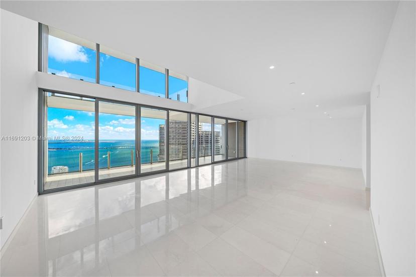 Picture of 300 Biscayne Blvd Way, Miami FL 33131