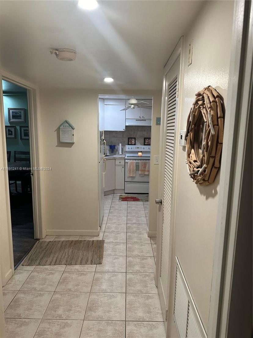 Picture of 201 N Ocean Blvd # 406, Pompano Beach FL 33062