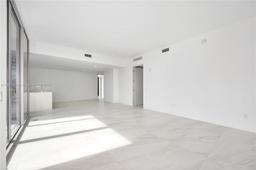 Picture of 17550 Collins Ave # 501, Sunny Isles Beach, FL 33160
