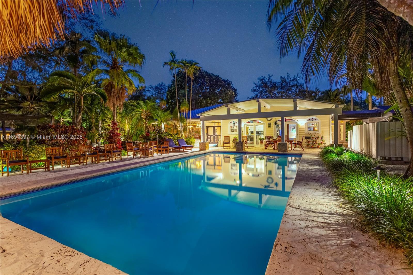 Picture of 13470 SW 67Th Ave, Pinecrest, FL 33156