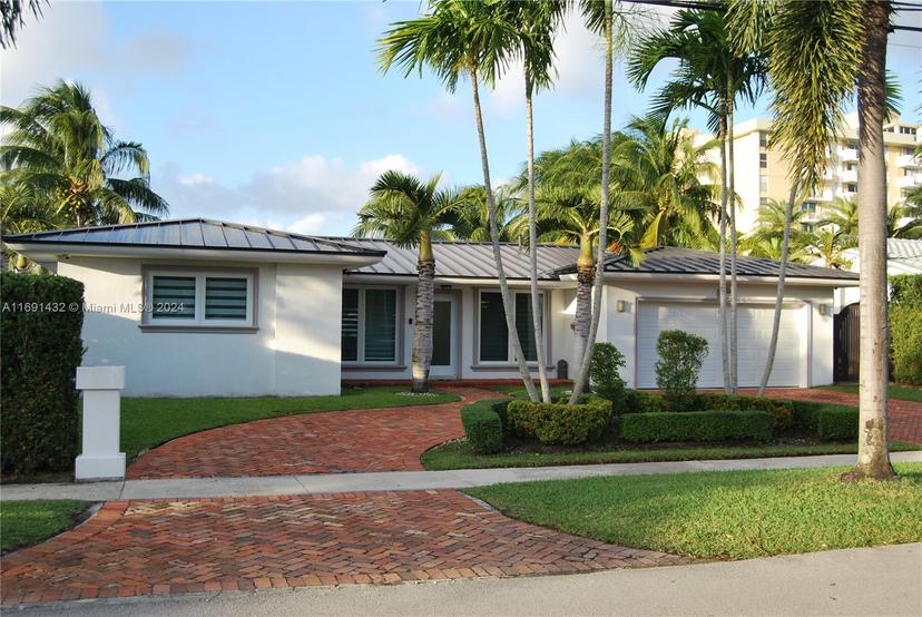 Picture of 2055 Arch Creek Dr, North Miami FL 33181