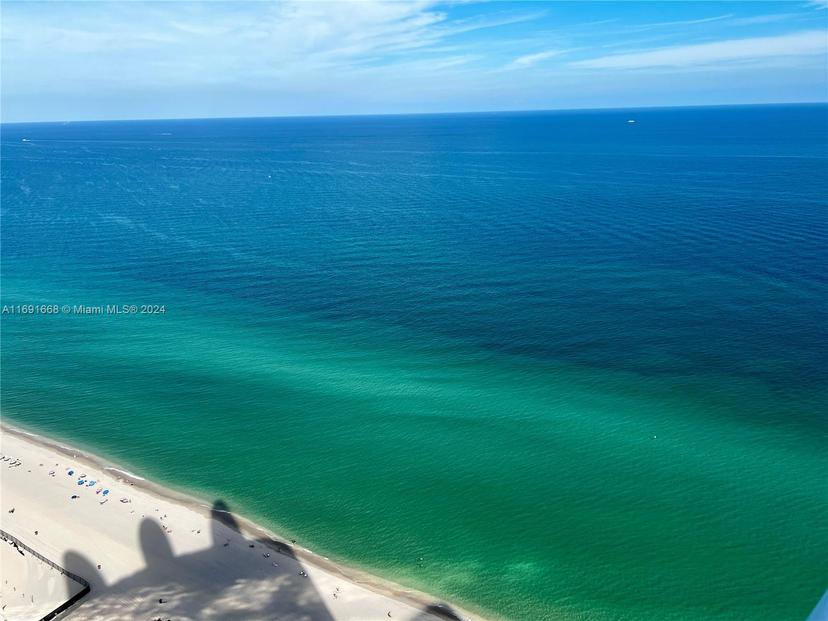 Picture of 18201 Collins Ave, Sunny Isles Beach FL 33160