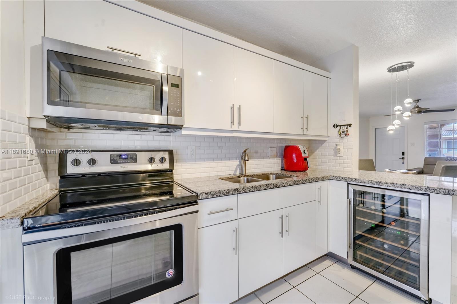 Picture of 7853 W 36Th Ave # 103, Hialeah, FL 33018