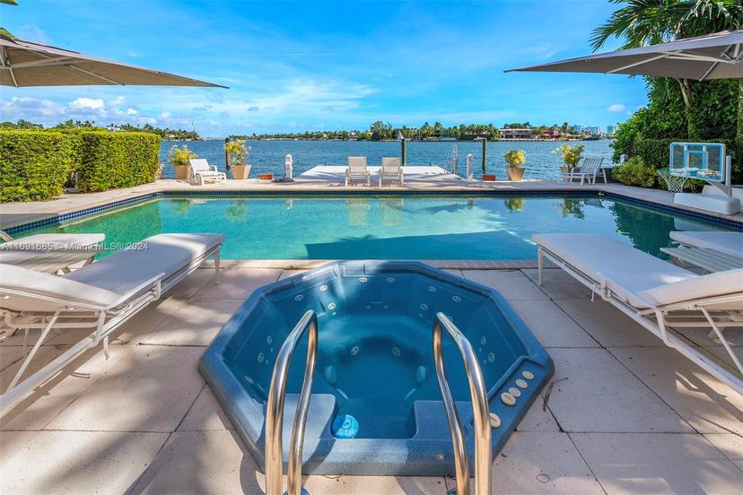 Picture of 279 N Hibiscus Dr, Miami Beach FL 33139