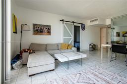 Picture of 800 West Ave # 414, Miami Beach, FL 33139