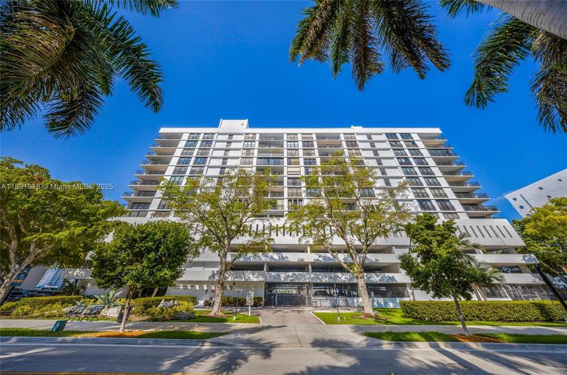 Picture of 17720 N Bay Rd # 901, Sunny Isles Beach FL 33160