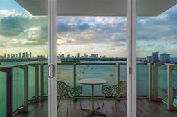 Picture of 1100 West Ave # 1420, Miami Beach, FL 33139