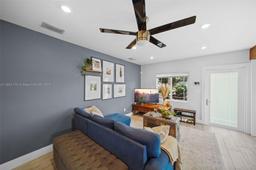 Picture of 2447 Wilson St, Hollywood, FL 33020