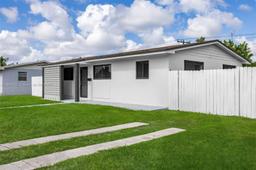 Picture of 765 NW 199Th St, Miami Gardens, FL 33169