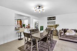 Picture of 271 W Park Dr # 7, Miami, FL 33172
