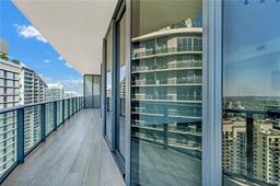 Picture of 45 SW 9Th St # 4306, Miami, FL 33130