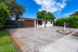 Picture of 6531 Lincoln St, Hollywood, FL 33024