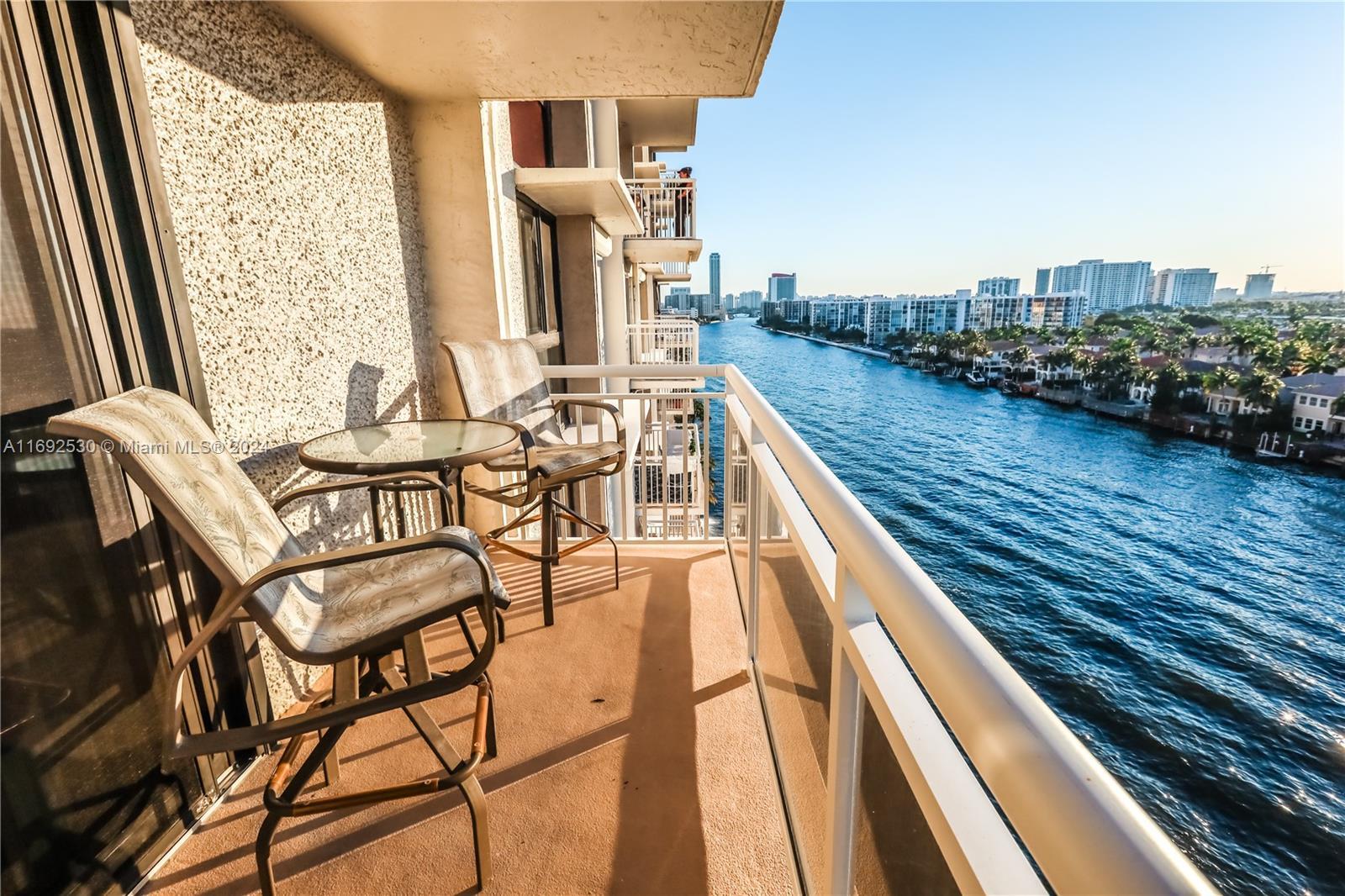 Picture of 1600 S Ocean Dr # 10C, Hollywood, FL 33019