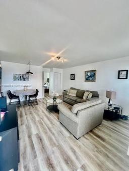 Picture of 7904 West Dr # 1008, North Bay Village, FL 33141