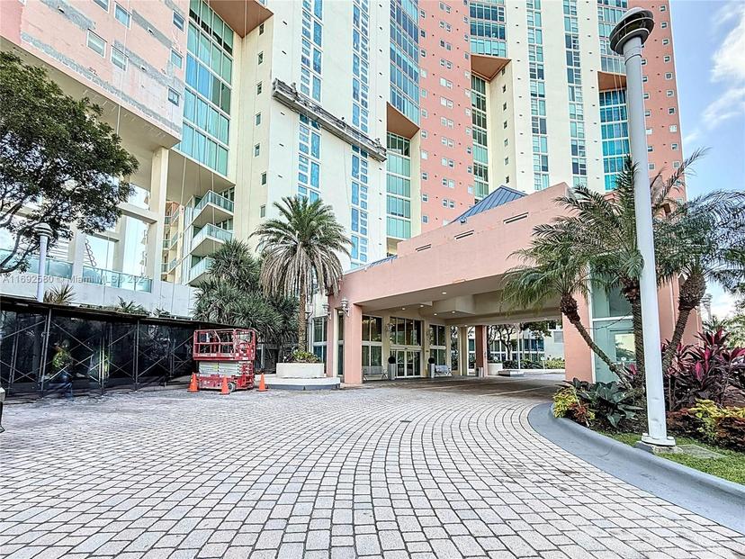 Picture of 3370 Hidden Bay Dr # 2813, Aventura FL 33180