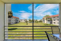 Picture of 2951 E Sunrise Lakes Dr # 209, Sunrise, FL 33322