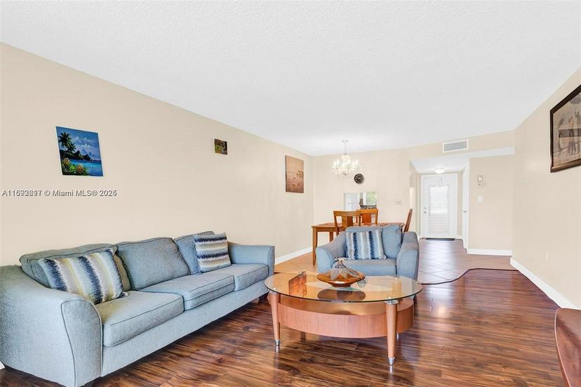 Picture of 2951 E Sunrise Lakes Dr # 209, Sunrise FL 33322