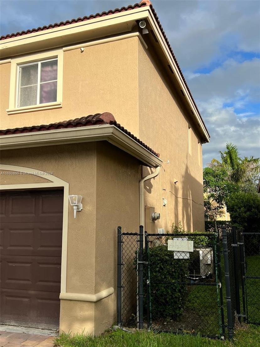 Picture of 20503 NW 11Th Ave, Miami Gardens FL 33169