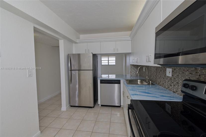 Picture of 2903 N Miami Beach Blvd # 806, North Miami Beach FL 33160