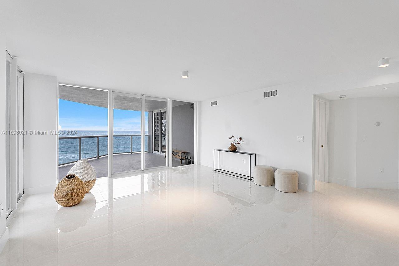 Picture of 6301 Collins Ave # 1508, Miami Beach, FL 33141