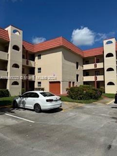 Picture of 3001 E Sunrise Lakes Dr # 110, Sunrise, FL 33322