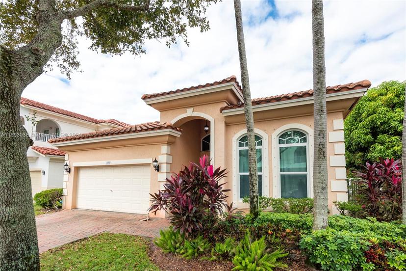 Picture of 1850 NW 72Nd Way, Pembroke Pines FL 33024