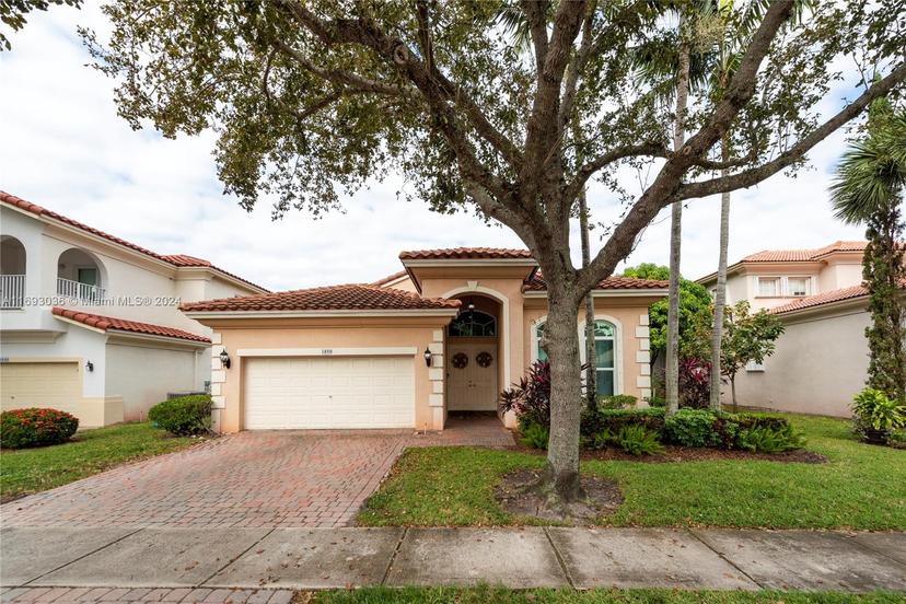Picture of 1850 NW 72Nd Way, Pembroke Pines FL 33024