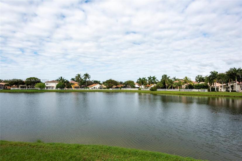 Picture of 1850 NW 72Nd Way, Pembroke Pines FL 33024
