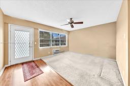 Picture of 13500 SW 1St St # 307U, Pembroke Pines, FL 33027
