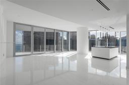 Picture of 300 Biscayne Blvd Way # 3307, Miami, FL 33131