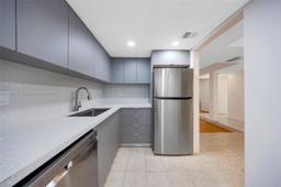 Picture of 3670 Inverrary Dr # 3G, Lauderhill, FL 33319
