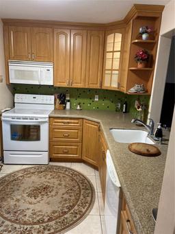 Picture of 1445 Atlantic Shores Blvd # 306, Hallandale Beach, FL 33009