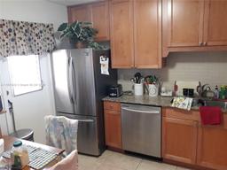 Picture of 215 SE 3Rd Ave # 407A, Hallandale Beach, FL 33009
