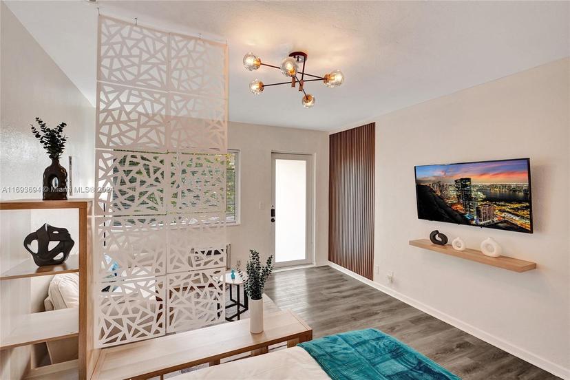 Picture of 1235 Euclid Ave # 7, Miami Beach FL 33139