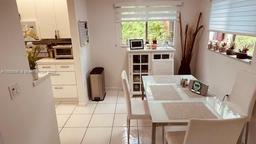 Picture of 950 SW 138Th Ave # 314B, Pembroke Pines, FL 33027