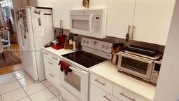 Picture of 950 SW 138Th Ave # 314B, Pembroke Pines, FL 33027