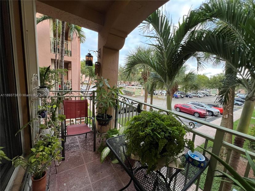 Picture of 6520 NW 114Th Ave # 1621, Doral FL 33178
