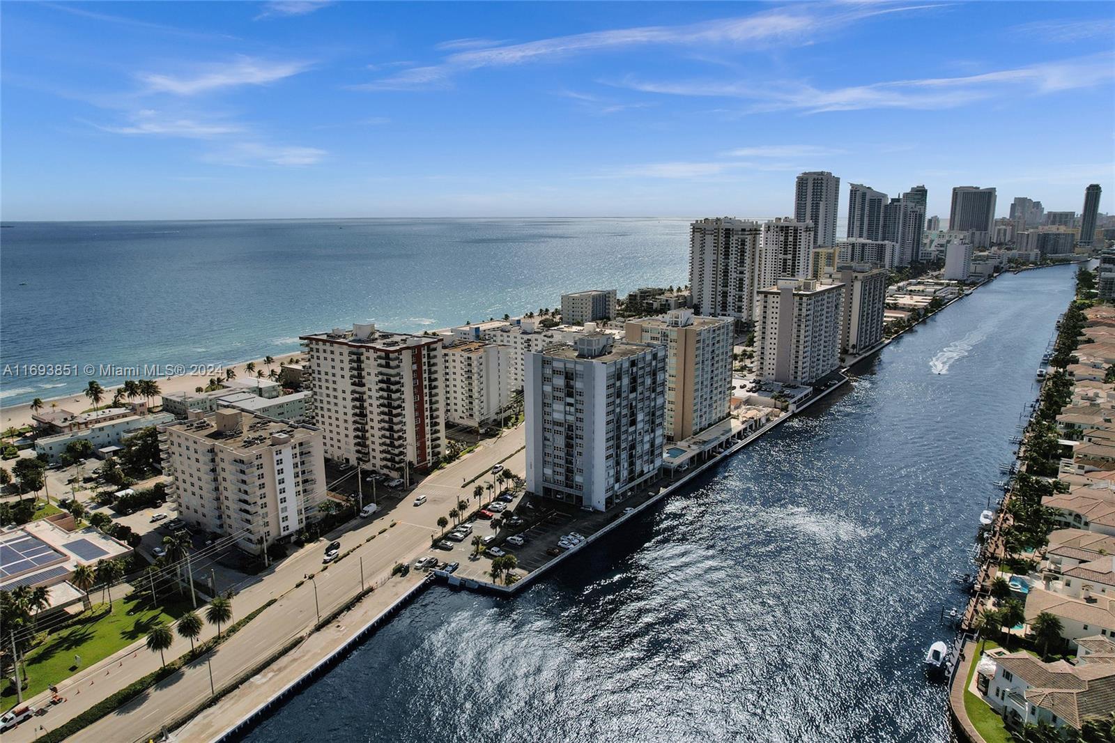 Picture of 1400 S Ocean Dr # 303, Hollywood, FL 33019
