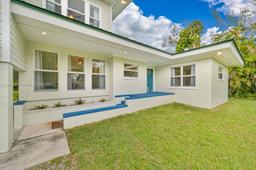 Picture of 671 Live Oak Ln, La Belle, FL 33935