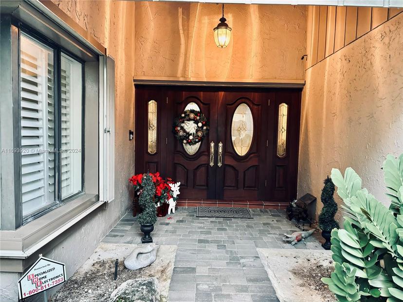Picture of 11042 SW 129Th Pl, Miami FL 33186