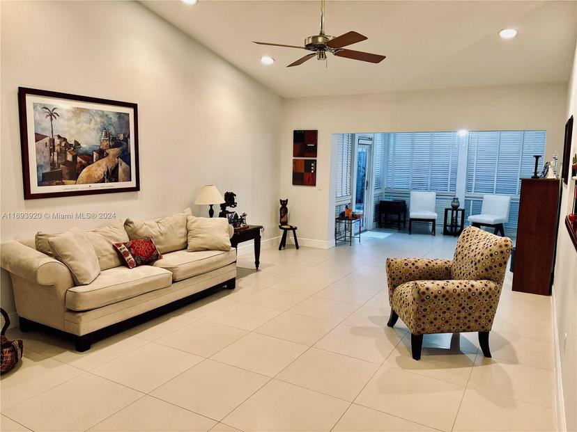 Picture of 11042 SW 129Th Pl, Miami FL 33186