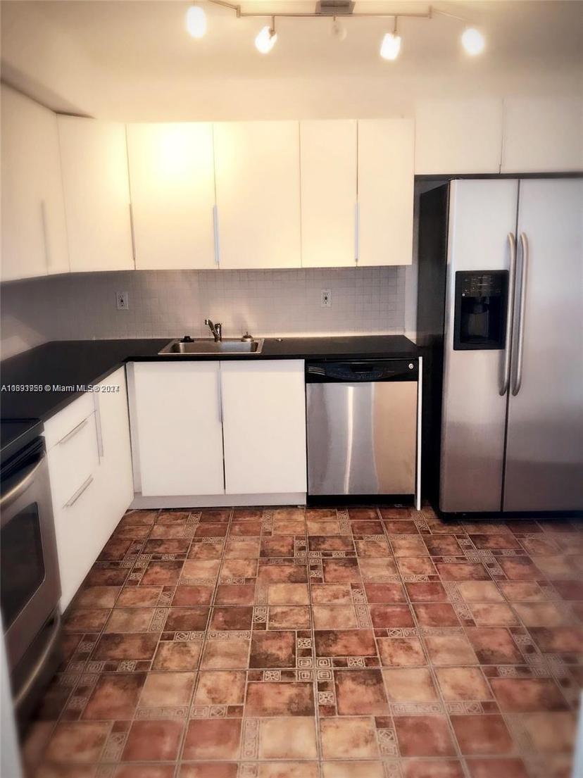 Picture of 801 Three Islands Blvd # 411, Hallandale Beach FL 33009