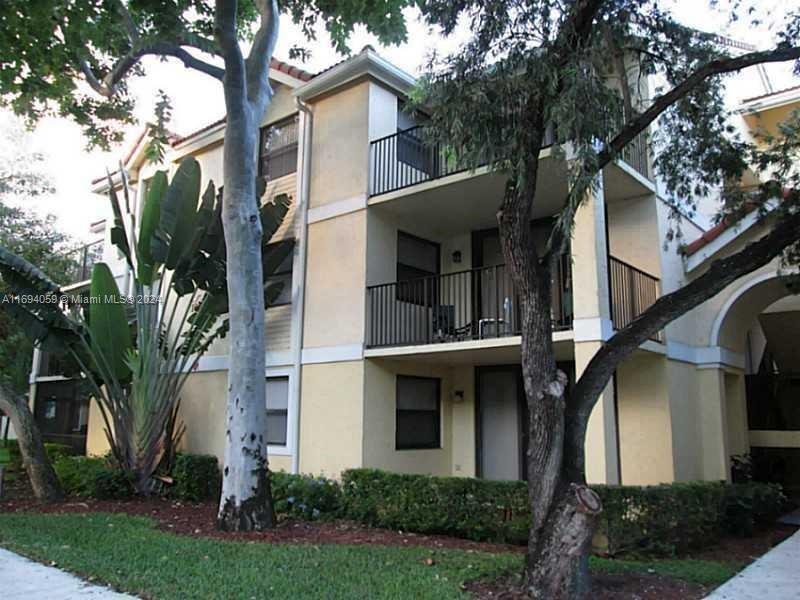 Picture of 10105 W Sunrise Blvd # 205, Plantation FL 33322
