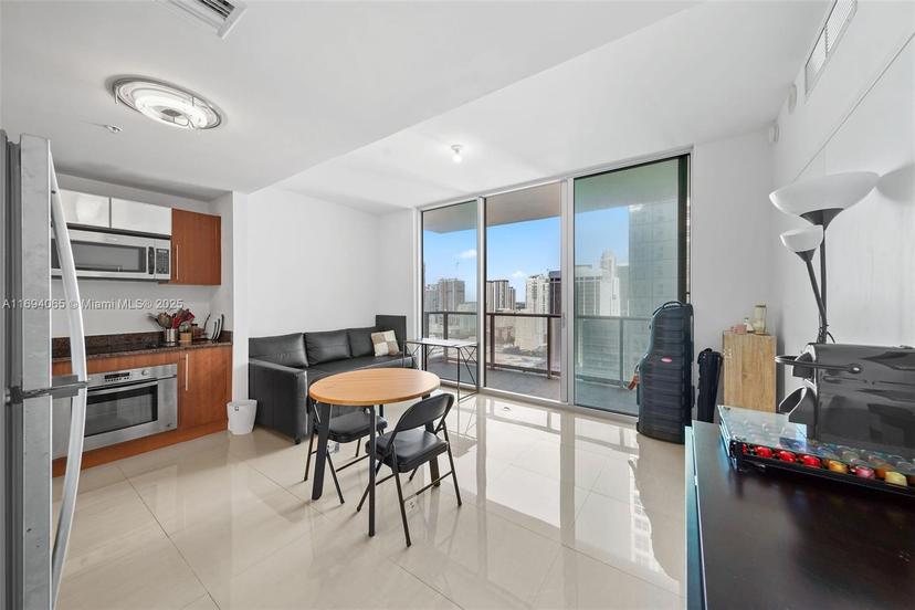 Picture of 300 S Biscayne Blvd # 2603, Miami FL 33131