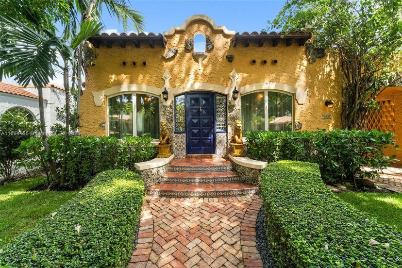 Picture of 407 Navarre Ave, Coral Gables FL 33134