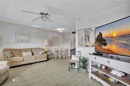Picture of 4107 E Cambridge E # 4107, Deerfield Beach, FL 33442