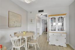 Picture of 4107 E Cambridge E # 4107, Deerfield Beach, FL 33442